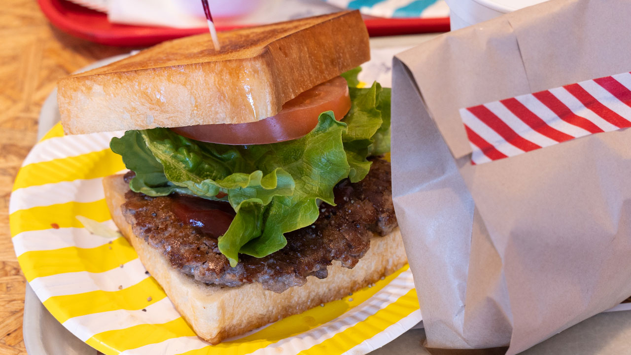 BAKERY & BURGER JB'S TOKYOで食べたレタス&トマト