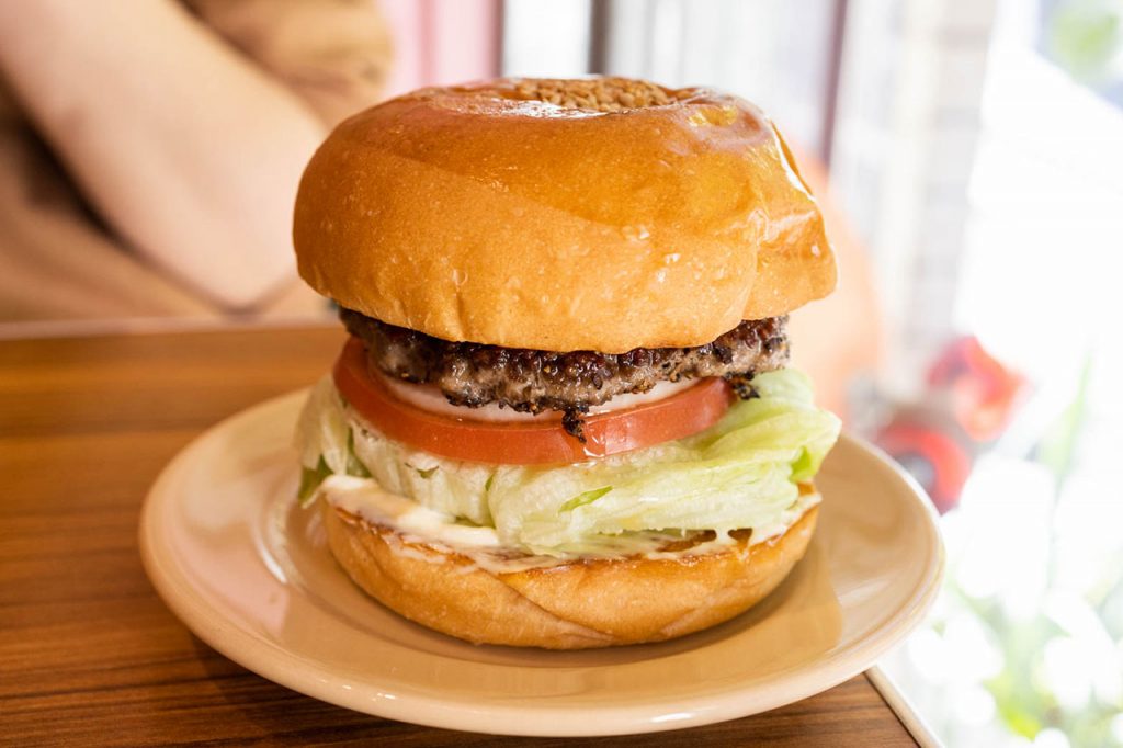 BURGER & MILKSHAKE CRANEのテリヤキバーガー