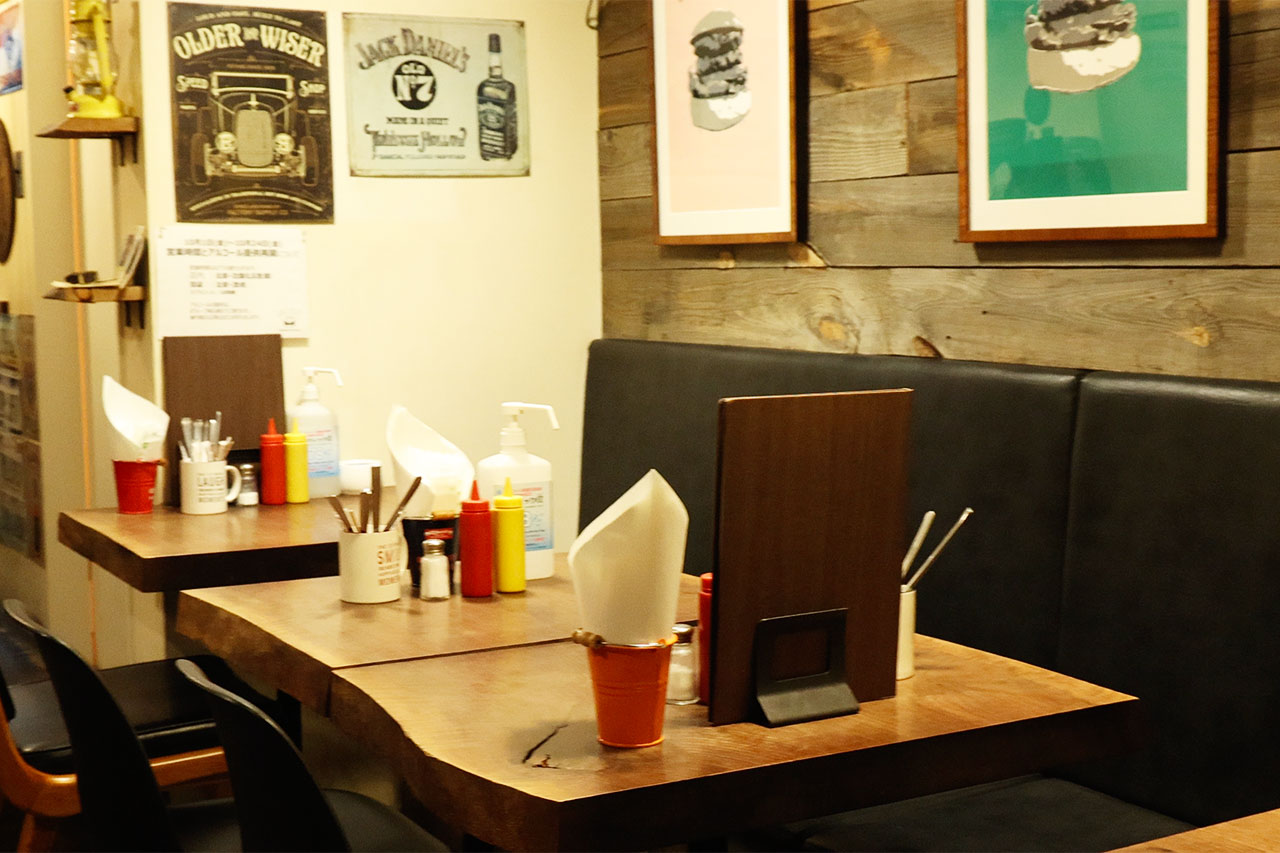 Jack37Burgerの店内
